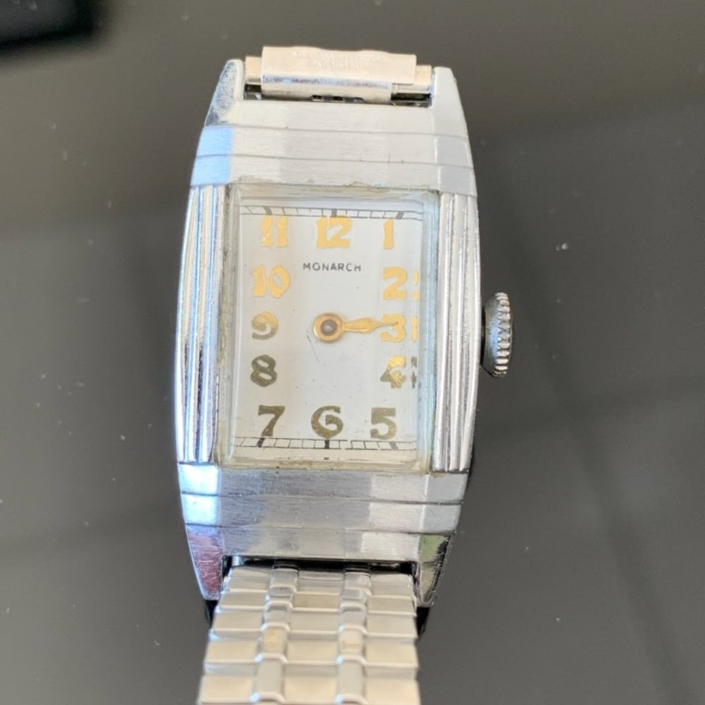 PREOWNED Monarch Vintage 7 jewels Swiss Made Stainless Steel Ladies Rare Watch